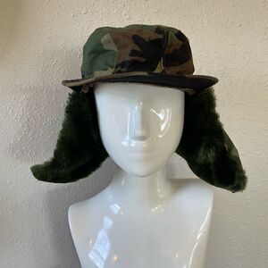 Vintage Camo Trappers Cap Size Adult One Size EUC